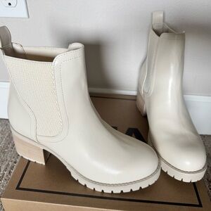 Mia Women’s Cream Chelsea Booties with Lug Sole